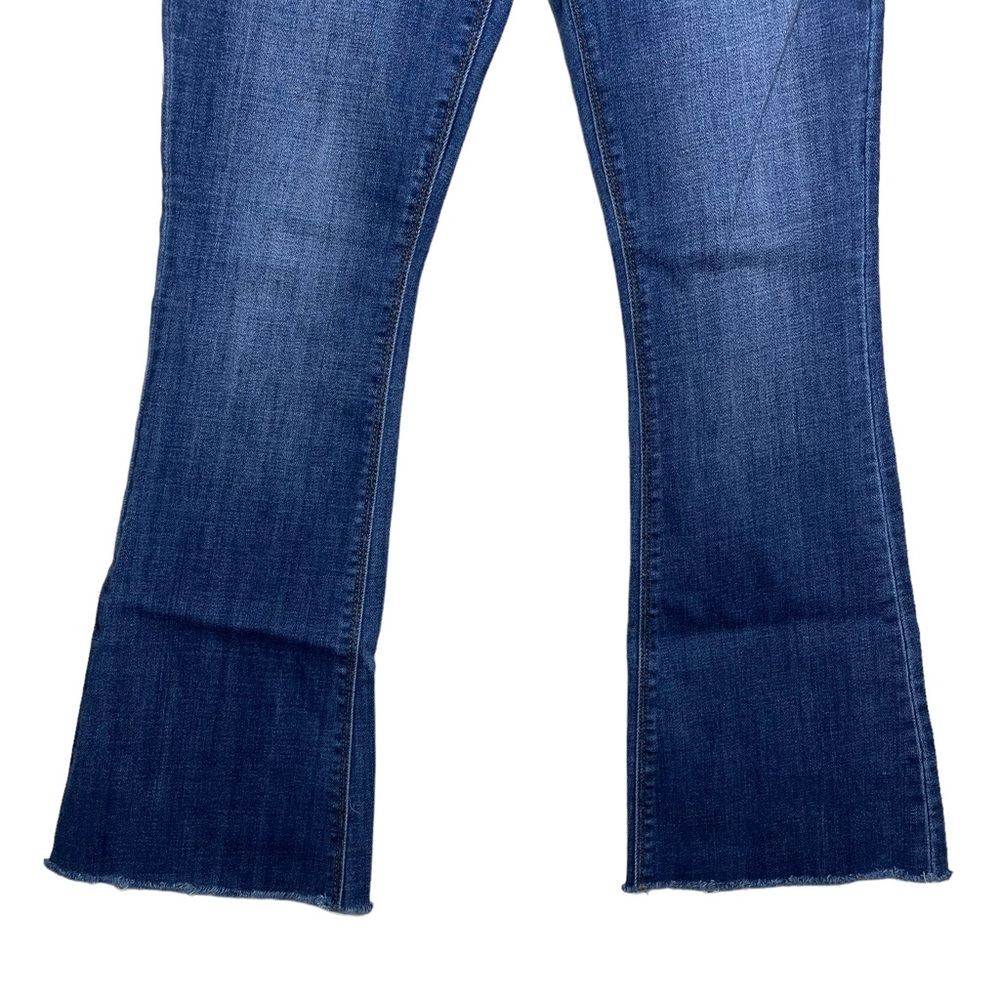 Unpublished Women’s Medium Wash High Rise Flare Jeans Size 30 - Picture 6 of 8